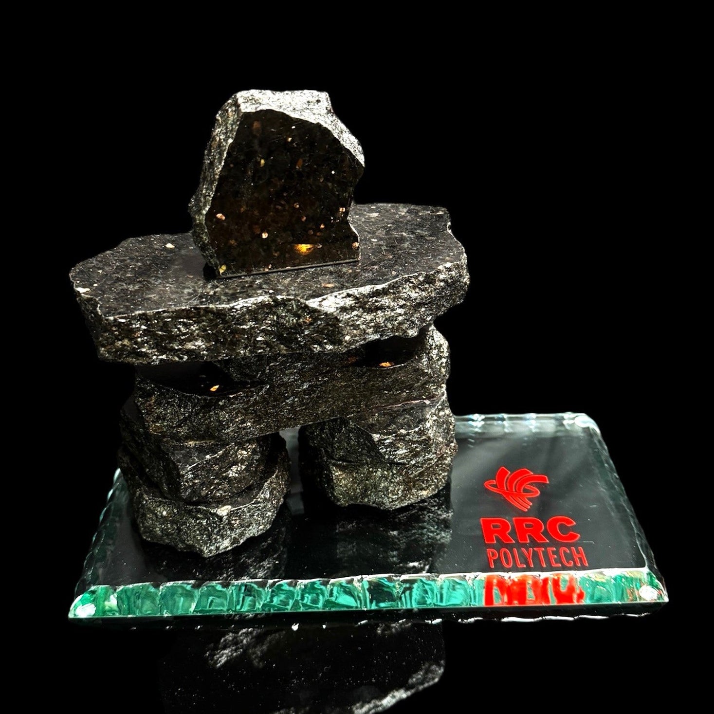 Inukshuk 6" on a base